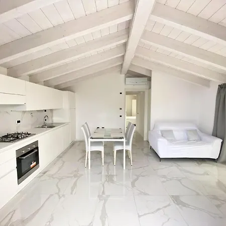 Superior Apt Lake Como Apartamento